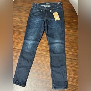 NWT Lucky Brand Lolita Skinny Jean Dark wash